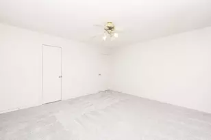 11102 Brook Mill Ct, Houston, TX 77065 - Photo 23