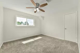 12011 Kirknoll Dr, Houston, TX 77089 - Photo 37