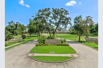 119 Water Grass Trail, Clute, TX 77531 - Photo 23