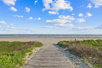 11707 Beachside, Galveston, TX 77554 - Photo 45