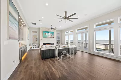 11707 Beachside, Galveston, TX 77554 - Photo 15