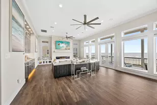 11707 Beachside, Galveston, TX 77554 - Photo 15