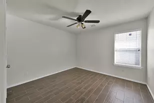 11510 Harbour Lake Ct, Humble, TX 77396 - Photo 17