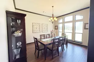 1043 Winchester Trail, Angleton, TX 77515 - Photo 3