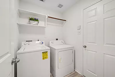 18314 Manorcliff Lane, Katy, TX 77449 - Photo 21