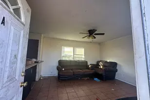 2727 N County Road 807 Bayou St, Angleton, TX 77515 - Photo 5