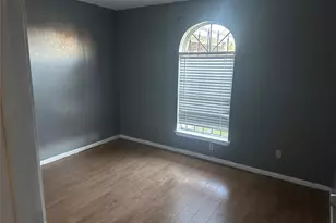 11630 White Water Trail, Houston, TX 77013 - Photo 9