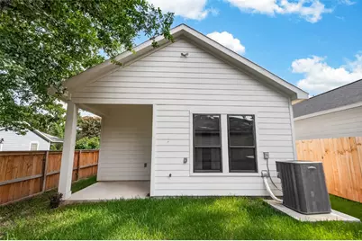 90 Burress Street #B, Houston, TX 77022 - Photo 7