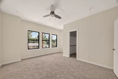 90 Burress Street #B, Houston, TX 77022 - Photo 13