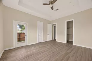 90 Burress St, Houston, TX 77022 - Photo 35