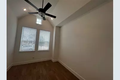 10923 Crescent Spring Drive, Missouri City, TX 77459 - Photo 7