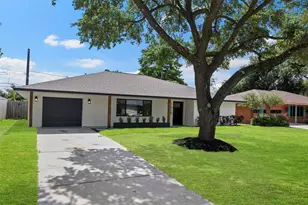1818 Watercrest Dr, Houston, TX 77008 - Photo 33
