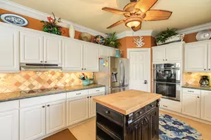 306 Galleon Dr, Freeport, TX 77541 - Photo 13