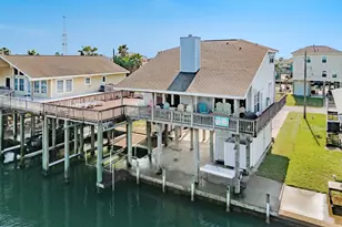 306 Galleon Dr, Freeport, TX 77541 - Photo 1