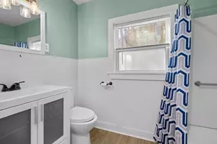 805 E Tom Green St, Brenham, TX 77833 - Photo 11