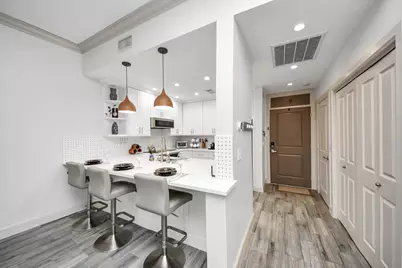 1900 Genesee Street #204, Houston, TX 77006 - Photo 9