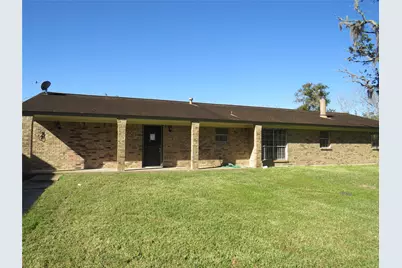 10 Forrest Lane, Angleton, TX 77515 - Photo 3