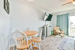 6300 Seawall Blvd, Galveston, TX 77551 - Photo 7