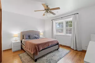 8554 McDade St, Houston, TX 77080 - Photo 11