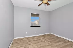 1035 Lovett St, Tomball, TX 77375 - Photo 9