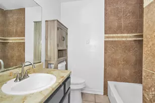 1035 Lovett St, Tomball, TX 77375 - Photo 11