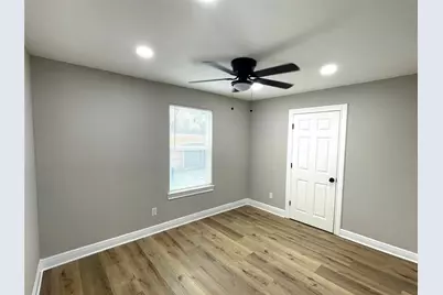 520 Avenue E, Conroe, TX 77301 - Photo 17