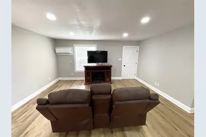 520 Avenue E, Conroe, TX 77301 - Photo 9