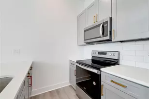 425 Alvia Run Ln, Houston, TX 77018 - Photo 9