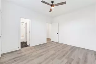 425 Alvia Run Ln, Houston, TX 77018 - Photo 25