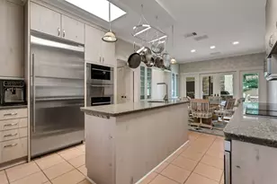 18506 Upper Bay Rd, Houston, TX 77058 - Photo 23