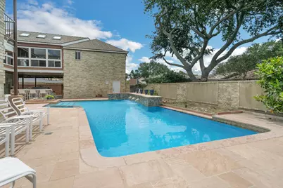 18506 Upper Bay Road, Houston, TX 77058 - Photo 9