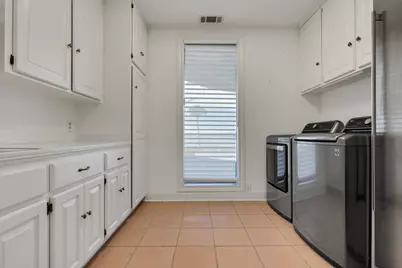 18506 Upper Bay Road, Houston, TX 77058 - Photo 27