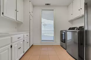 18506 Upper Bay Rd, Houston, TX 77058 - Photo 27