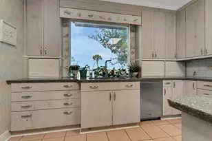 18506 Upper Bay Rd, Houston, TX 77058 - Photo 25