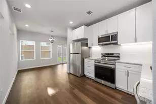 4938 Paradigm Ln, Spring, TX 77379 - Photo 5