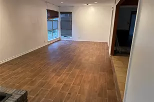 5122 S Jackwood St, Houston, TX 77096 - Photo 3