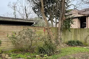 5122 S Jackwood St, Houston, TX 77096 - Photo 15