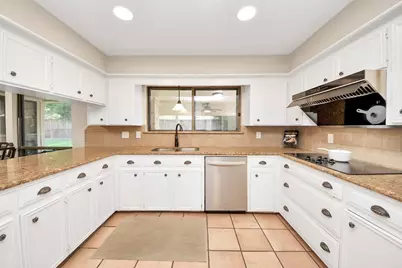 7731 Club Lake Drive, Houston, TX 77095 - Photo 13