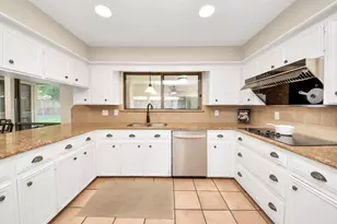 7731 Club Lake Dr, Houston, TX 77095 - Photo 13