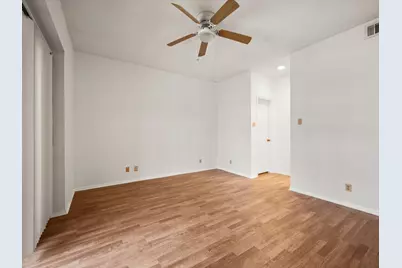 2211 S Braeswood Boulevard #23C, Houston, TX 77030 - Photo 15