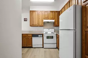 2211 S Braeswood Blvd, Houston, TX 77030 - Photo 7