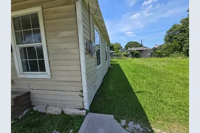 327 De Haven Street, Houston, TX 77029 - Photo 3