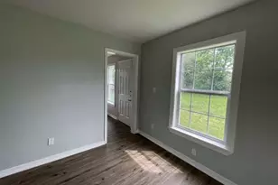 327 De Haven St, Houston, TX 77029 - Photo 9