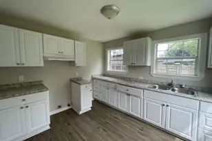 327 De Haven St, Houston, TX 77029 - Photo 7
