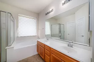 16907 Great Oaks Glen Dr, Houston, TX 77083 - Photo 23