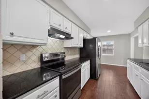 14328 Misty Meadow Ln, Houston, TX 77079 - Photo 13
