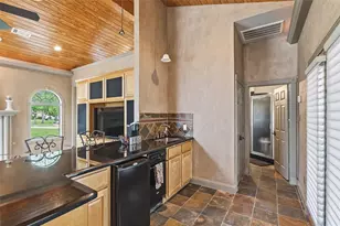 2801 Briar Grove Cir, Bryan, TX 77802 - Photo 39
