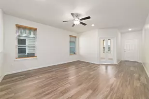 7227 Hobby Wind Ridge Dr, Houston, TX 77075 - Photo 9