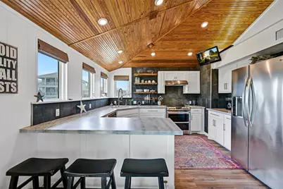 4207 Maison Rouge Court, Galveston, TX 77554 - Photo 3