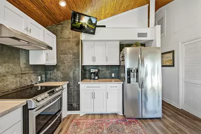 4207 Maison Rouge Court, Galveston, TX 77554 - Photo 13